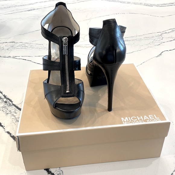 MICHAEL Michael Kors Berkley Black Leather Platform Sandal - Picture 7 of 12